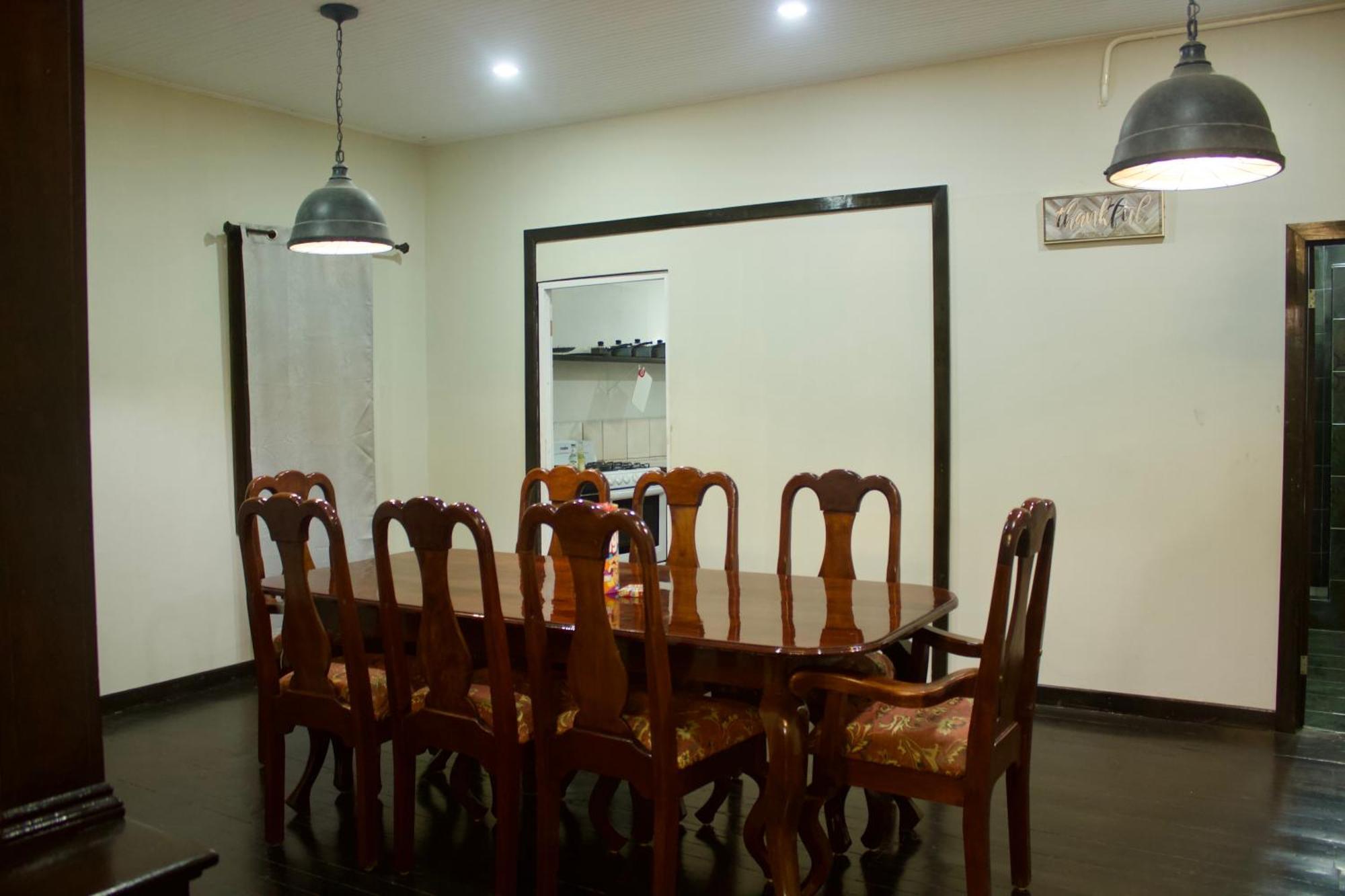 Travelart Backpackers Hostel Belize City Exterior photo